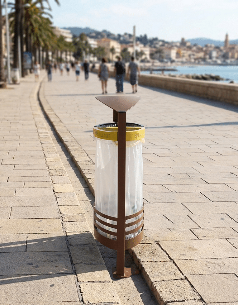 Corbeille vigipirate biflux : couleur effet corten et signalétique ral 1021 et 7016 pour la collecte des emballages recyclables et autres déchets.